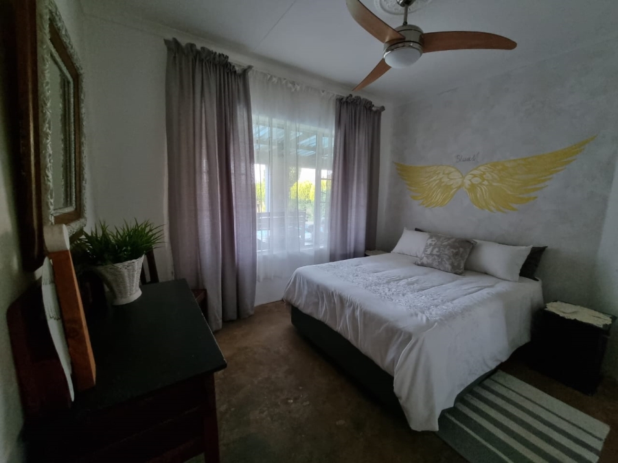 5 Bedroom Property for Sale in Mooinooi North West